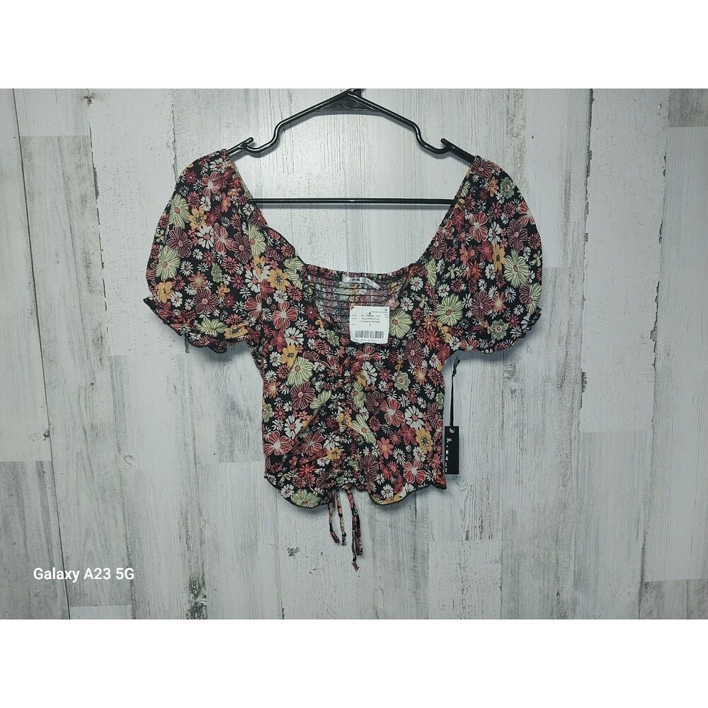 NWT S/S Crop Top By 3rd + Malt Size Small